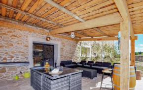 4 Bedroom Gorgeous Home In Tournissan